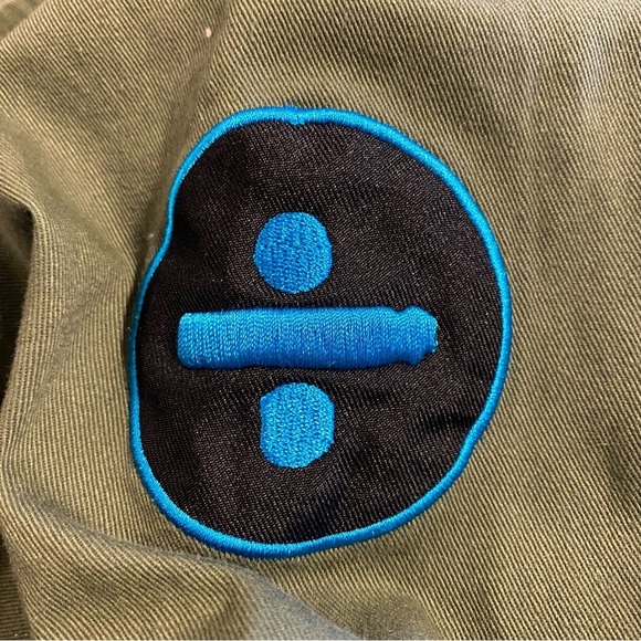 Ed Sheeran 2017 Divide Tour Military Jacket Size Medium - Picture 13 of 13